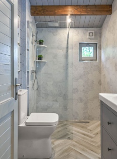 Cabin-show-house-bathroom-and-shower-by-AlenaCDesign-Ireland