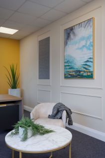 Elegant-office-design-by-AlenaCDesign
