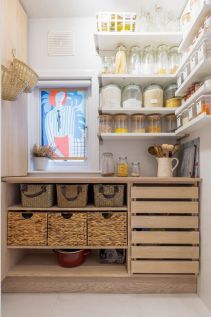 Walk-in-pantry-design-by-AlenaCDesign